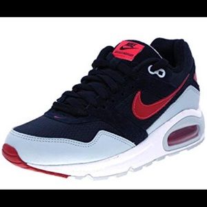 Nike Air Max Navigate size 6